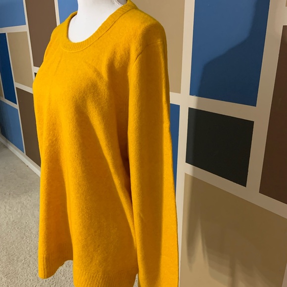 SOLD Crewneck sweater in extra-soft yarn - Picture 4 of 6